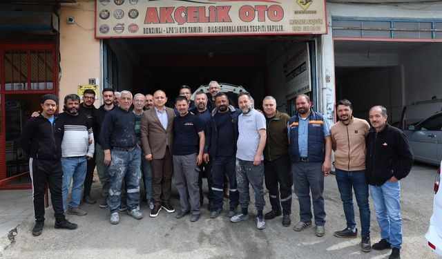 Başkan Ahmet Önal, Esnafla Kahvaltıda Buluştu