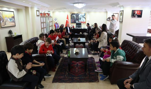 Bahçeşehir Koleji Öğrencilerinden Kırıkkale Belediyesine Ziyaret