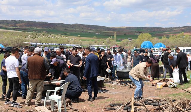 Kazmaca Köyü’nde Hıdırellez Coşkusu
