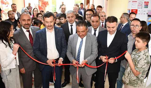 Kırıkkale BİLSEM’de TÜBİTAK Bilim Fuarı Açıldı