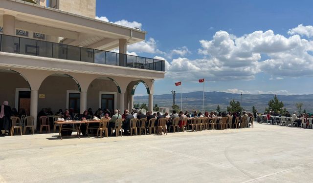 Kırıkkale’de Hacı Adaylarına Tarihi Uğurlama