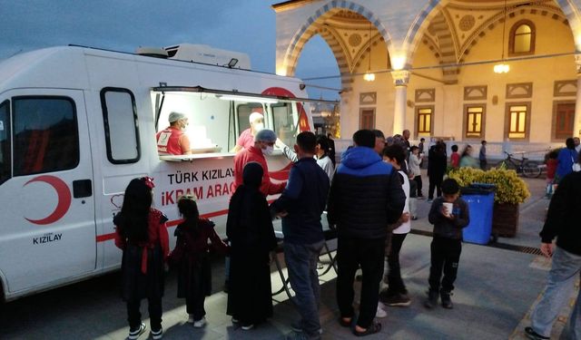 Kızılay'dan Gazze Boykot Programına Destek ve Çorba İkramı