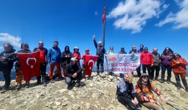 Kale Dağcılık’tan Büyük Ilgaz Zirvesi