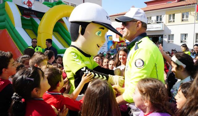 Kırıkkale'de Trafik Bilinci Eğlenceyle Aşılandı