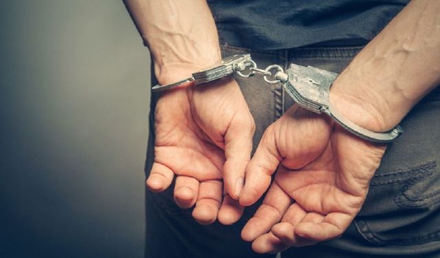 Son dakika;Eski başkan ve 4 kişi tutuklandı