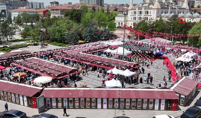 Kırıkkale'de "İşyurtları Ürün Ve El Sanatları Fuarı" Açıldı