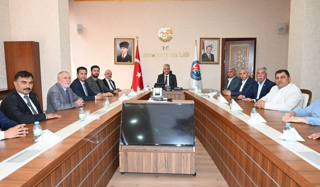 Vali Makas, İl Genel Meclisi Başkan ve Üyelerini Ağırladı