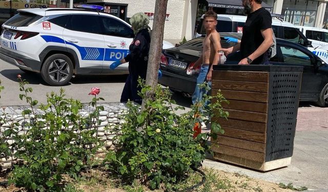Gençler Arasında Çıkan Kavga Kanlı Bitti: 1 Yaralı