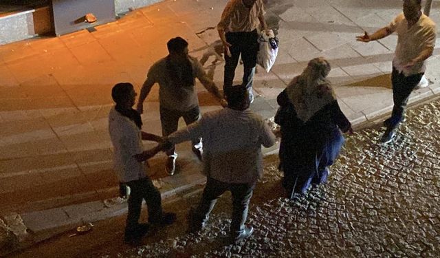 Düğün Konvoyundaki Kalabalık Grup Arasında Gerginlik Yaşandı