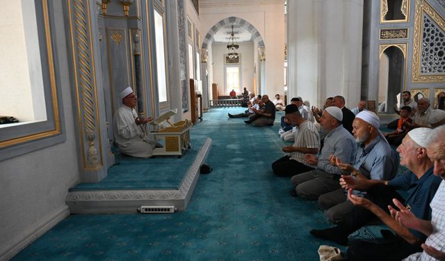 Kur’an Sesleri Şehitlerin Ruhuna Yükseldi