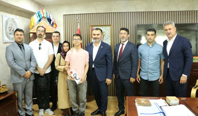 Türkiye Birincisi Başkan Sungur’un Konuğu Oldu