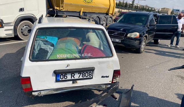 Kırıkkale'de 4 Araçlı Zincirleme Kaza: 3 Yaralı