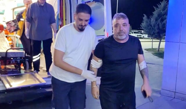 Bacağından Vuruldu, Sedyeyi Reddedip Yürüyerek Acile Girdi