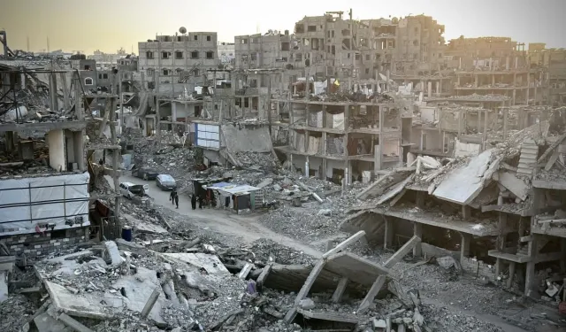 Gazze’de can kaybı 57 bin 882’ye yükseldi