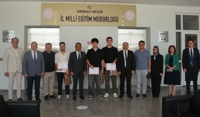 Kırıkkale’de YKS’de Dereceye Giren Öğrenciler Ödüllendirildi