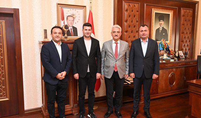 Ülkü Ocakları Genel Başkanı’ndan Vali Makas’a Ziyaret