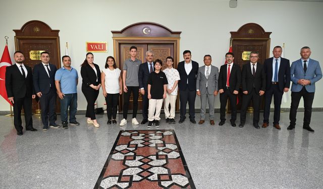 Kırıkkale’de LGS Şampiyonları Vali Makas’la Buluştu