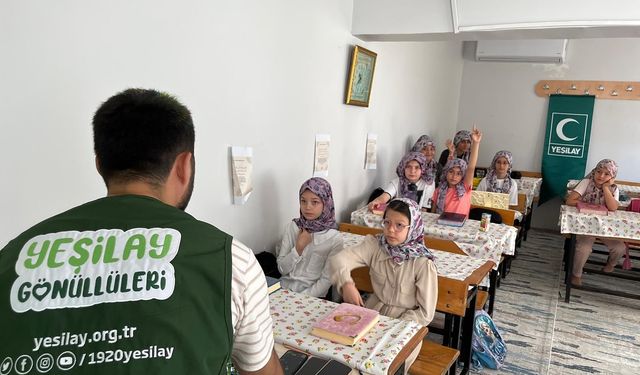 Yeşilay’dan Kız Öğrencilere Bağımlılık Eğitimi