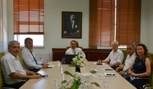 Müdür Güney, Yeni Eğitim Dönemi Öncesi Toplantı Yaptı
