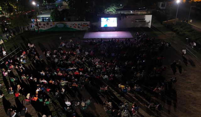 Kırıkkale’de Yıldızların Altında Sinema Keyfi