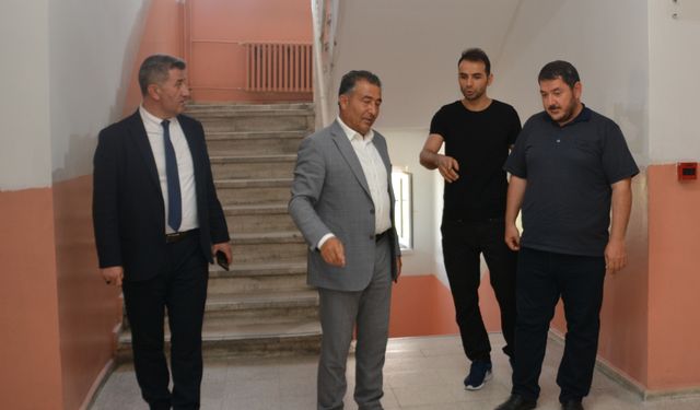 Güney ve Akpınar Okullardaki Çalışmaları İnceledi