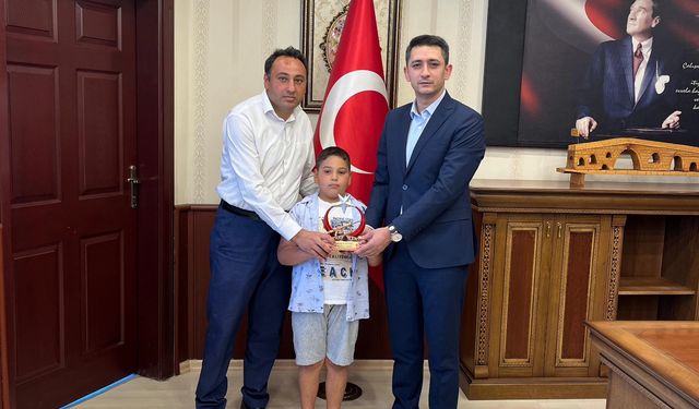Keskin Kaymakamı, Yörük Türkmen Gençlik Kolları’nı Dinledi