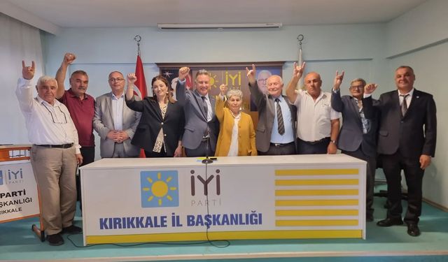 İYİ Parti Kırıkkale Teşkilatlarında Bayrak Değişimi