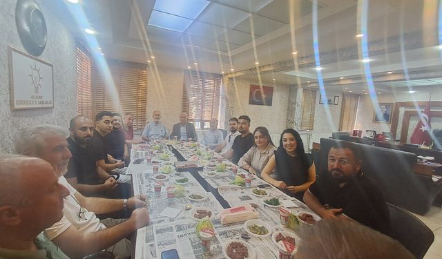 AK Parti Teşkilatı Dijital Vizyon İçin Buluştu