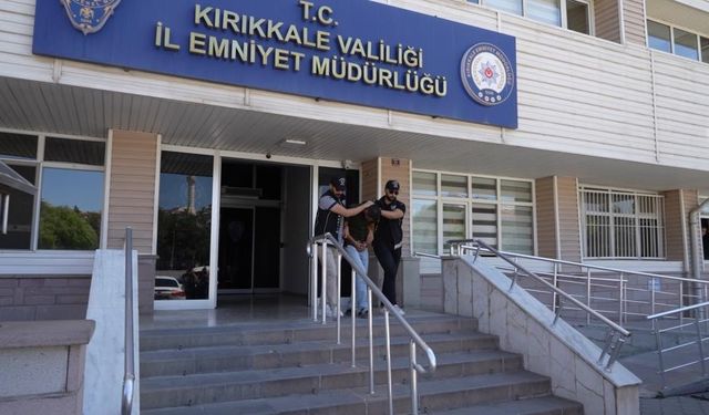Doktorların E-İmzasını Kullandı, Cezaevine Gitti