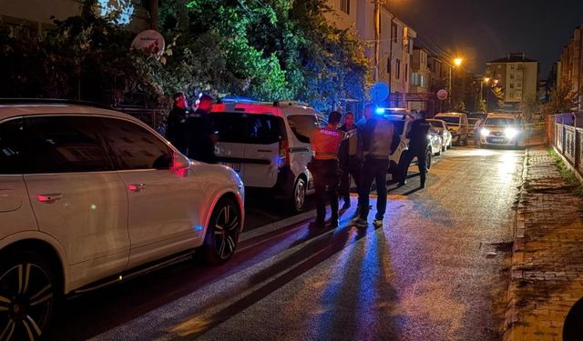Ev ve Dükkan Kurşunlandı, Polis Harekete Geçti
