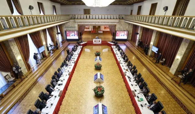 İYİ Parti Çekildi, CHP Üye Sayısını Artırdı