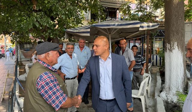 Başkan Önal vatandaşlarla iç içe