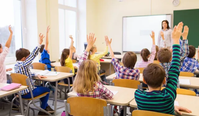 Okullarda Serbest Kıyafet Uygulaması Sona Eriyor