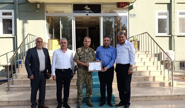 Yörük Türkmen Derneği’nden Garnizon Komutanı’na Ziyaret