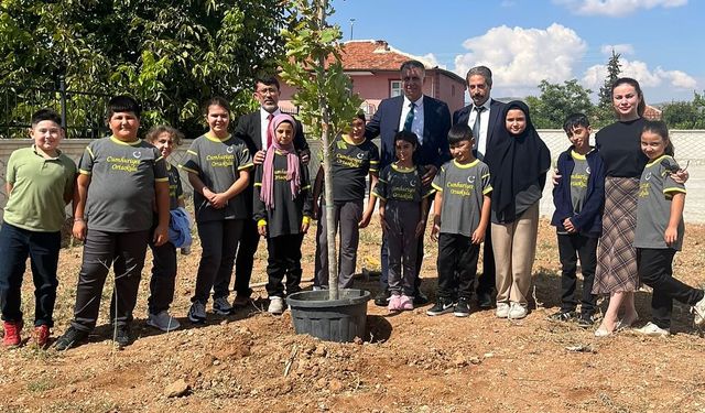Yahşihan’da Çocuklar Geleceğe Umut Dikti