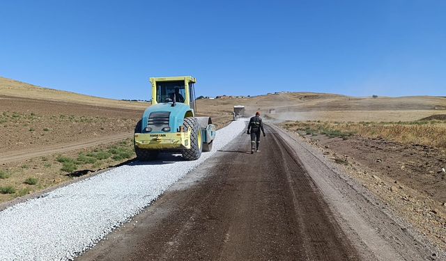 Keskin’de 10 Km’lik Yol Asfaltlanıyor