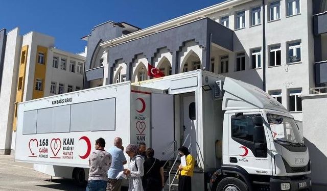 Yahşihan’da Öğretmen ve Veliler Kan Bağışında Bulundu