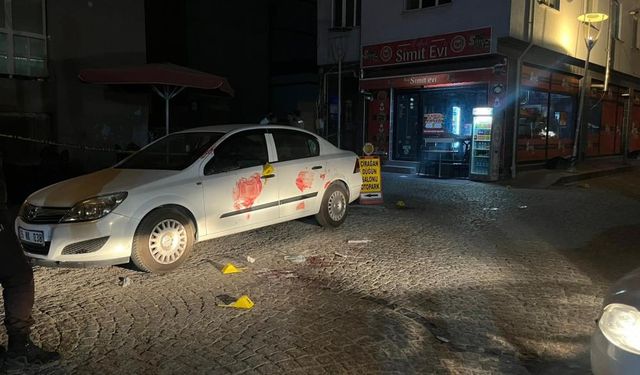 "Yan Baktın" Diyerek Kuryeyi Bıçaklayıp Kaçtılar