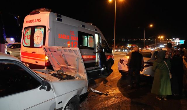Kırıkkale'de Zincirleme Kaza: 3 Yaralı