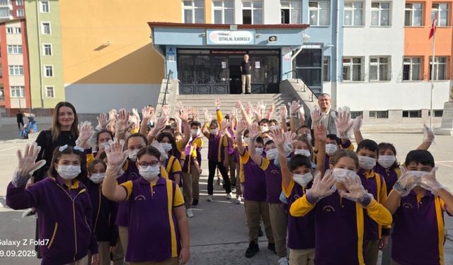 İstiklal İlkokulu Öğrencileri Çevre İçin Buluştu