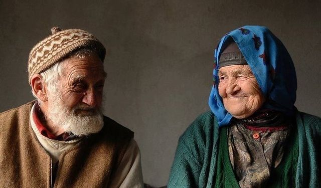 Toplumsal Hafızamızın Temsilcileri: Dünya Yaşlılar Günü