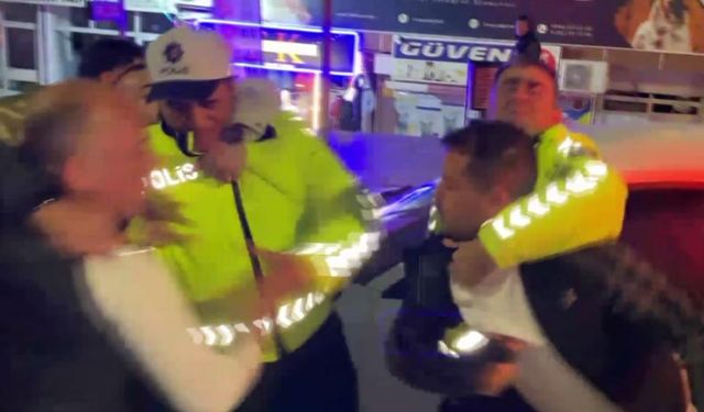 Alkollü Sürücü ve Yakınları Polise Yumrukla Saldırdı