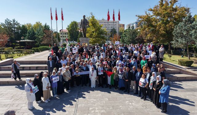 Kırıkkale’de Kadın Kolları’ndan Gazze’ye Destek