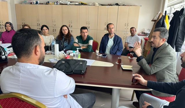 Eğitim-Bir-Sen Kırıkkale Okul Ziyaretlerini Sürdürüyor