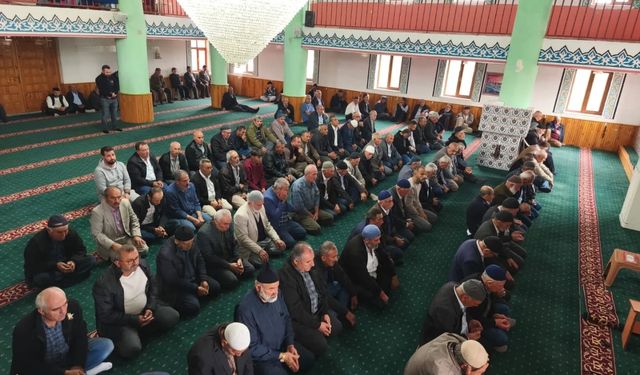 Güzelyurt Köyü Camii’nde Güzel Bir Gelenek