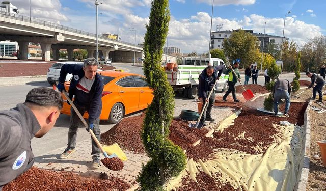 Yahşihan’da Orta Refüj ve Peyzaj Çalışmaları Sürüyor