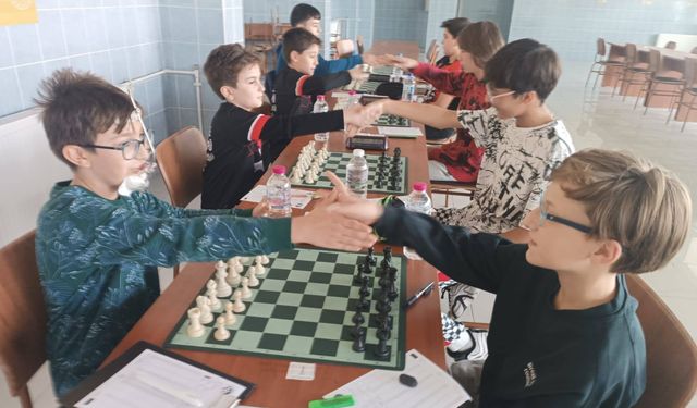 82 Sporcu Cumhuriyet İçin Hamle Yaptı