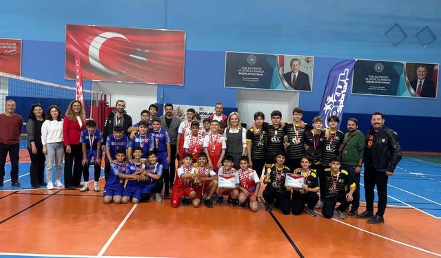 Kırıkkale’de Genç Sporcular Sahada Parladı
