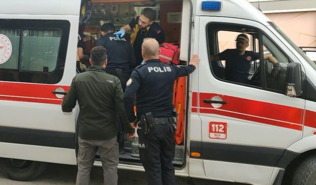 Okul Çıkışı Parkta Bıçaklı Kavga: 2 Yaralı