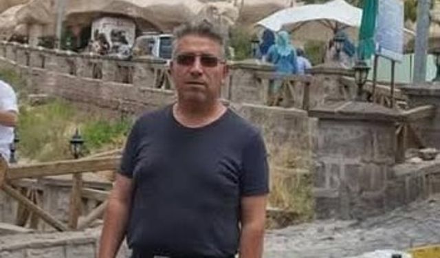 Emekli öğretmen Ayhan Koçak  hayatını kaybetti.